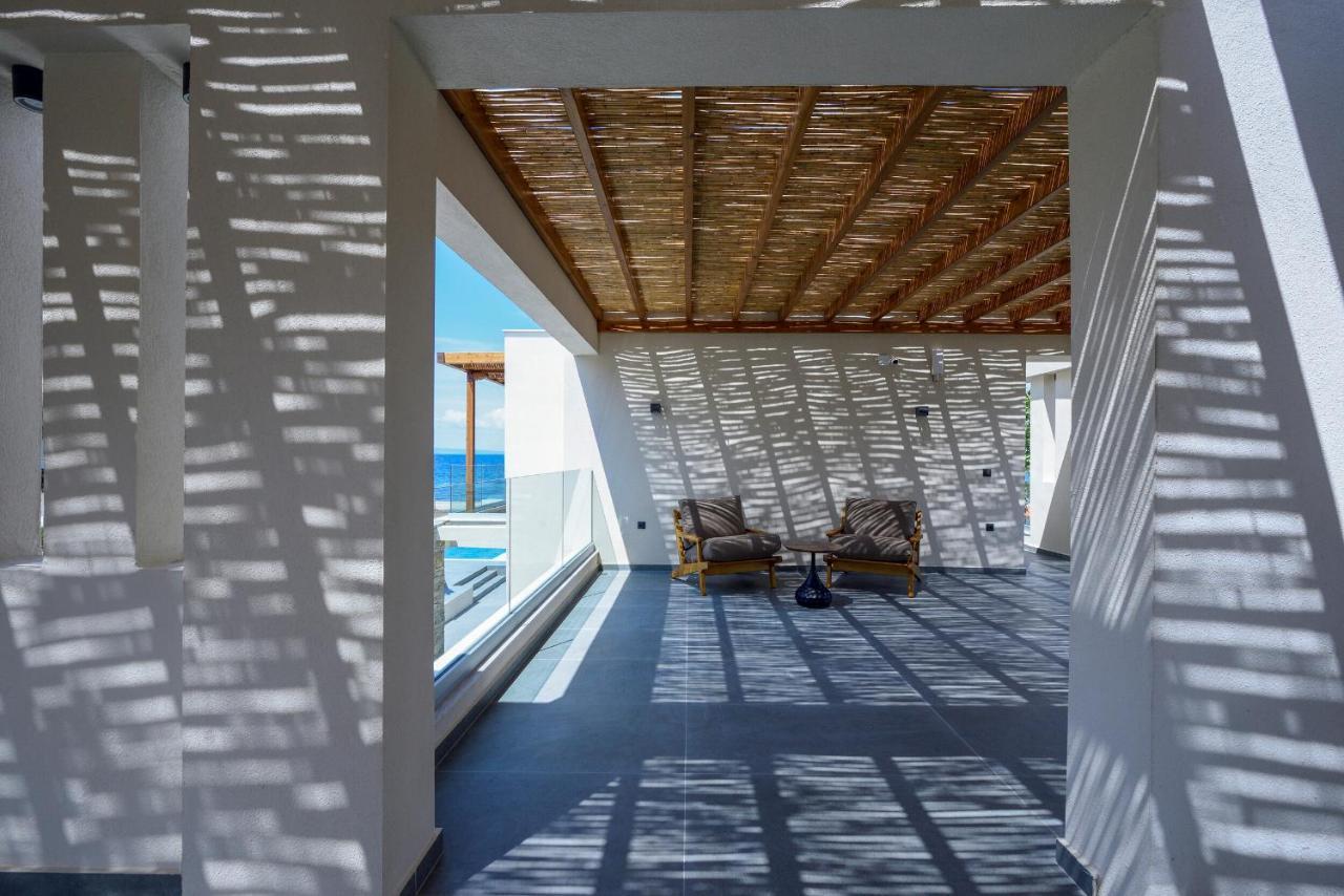 Amyntas Seafront Hotel Неос-Мармарас Екстер'єр фото