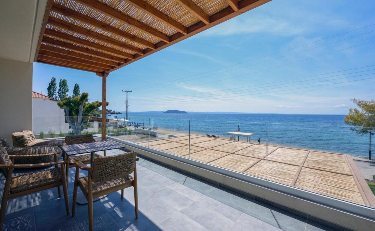 Amyntas Seafront Hotel Неос-Мармарас Екстер'єр фото
